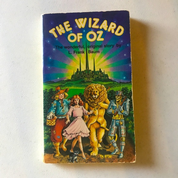 WIZARD OF OZ The wonderful, original story By L. Frank Baum VINTAGE PAPERBACK - Picture 1 of 8